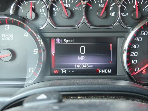 Used 2015 GMC Sierra 1500 SLE w/ SLE Value Package AWD/4WD image 14