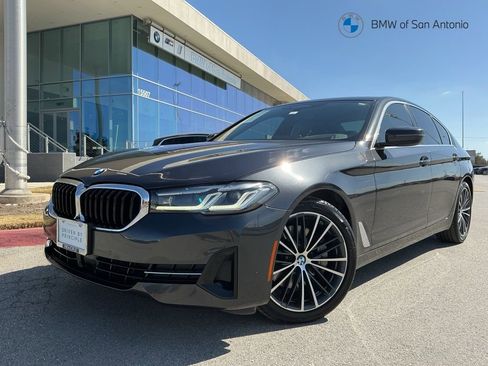 Certified 2022 BMW 530i w/ Executive Package image 1
