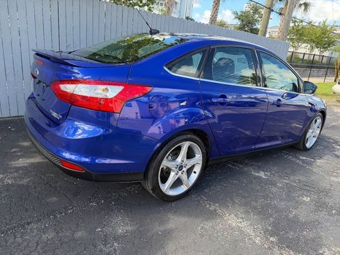 Used 2013 Ford Focus Titanium w/ Titanium Handling Pkg FWD image 17
