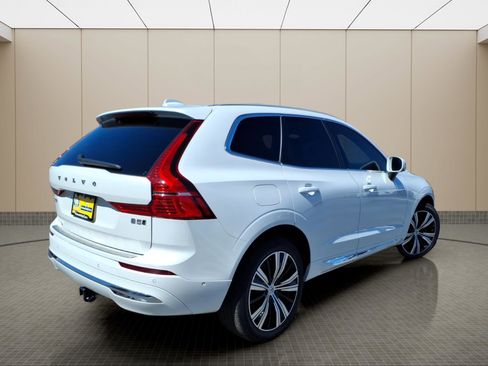 Used 2023 Volvo XC60 B5 Ultimate w/ Protection Package Premier AWD/4WD image 8