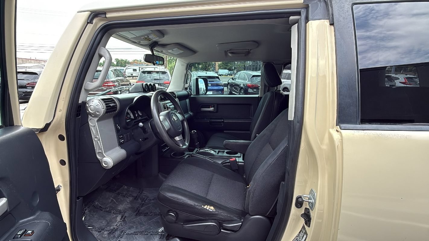 Used 2008 Toyota FJ Cruiser 4WD image 10