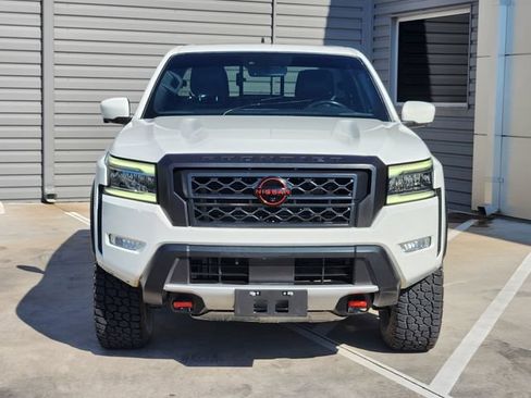 Used 2023 Nissan Frontier PRO-4X w/ Pro-4X Premium Package AWD/4WD image 3