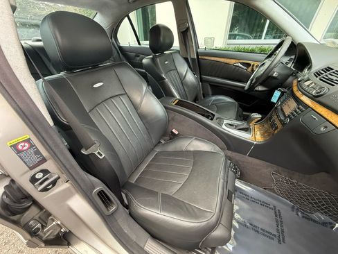 Used 2006 Mercedes-Benz E 55 AMG E 55 AMG Sedan 4D image 18