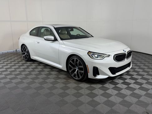 Used 2022 BMW 230i Coupe w/ Premium Package 2 RWD image 7