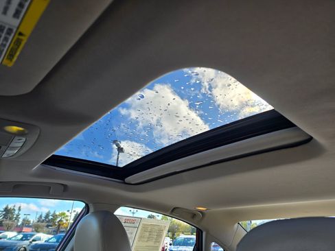 Used 2017 Nissan Altima 2.5 SL w/ Moonroof Package FWD image 30