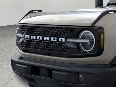 New 2026 Ford Bronco Outer Banks AWD/4WD image 19