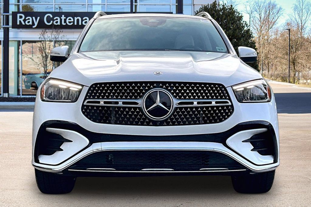 Used 2026 Mercedes-Benz GLE 450 4MATIC image 3