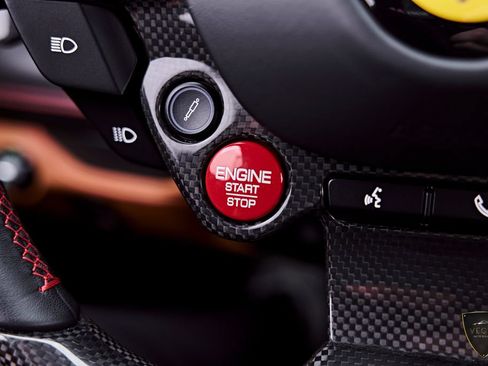 Used 2022 Ferrari F8 Tributo RWD image 57