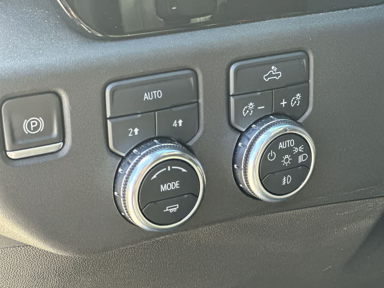 Used 2023 GMC Sierra 1500 Elevation AWD/4WD image 17