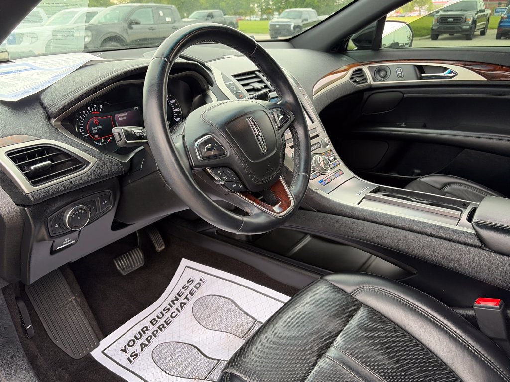 Used 2020 Lincoln MKZ Reserve w/ Monochromatic Package AWD/4WD image 15