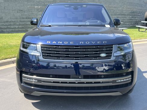 Used 2023 Land Rover Range Rover SE AWD/4WD image 10