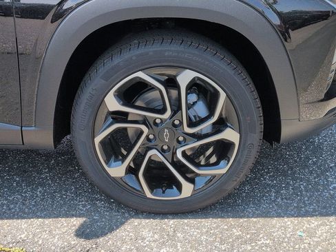 New 2026 Chevrolet Trax RS w/ Driver Confidence Package FWD image 25