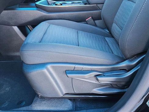 New 2026 Chevrolet Equinox LT image 4