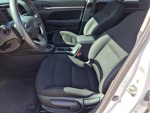 Used 2020 Hyundai Elantra SEL w/ Cargo Package (C1) FWD image 15