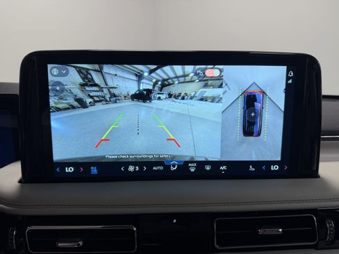 New 2026 Lincoln Aviator Reserve AWD/4WD image 10