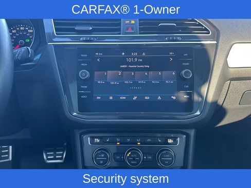 Used 2021 Volkswagen Tiguan SE R-Line image 24