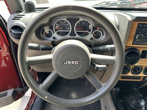 Used 2007 Jeep Wrangler Sahara w/ PWR Convenience Group AWD/4WD image 14