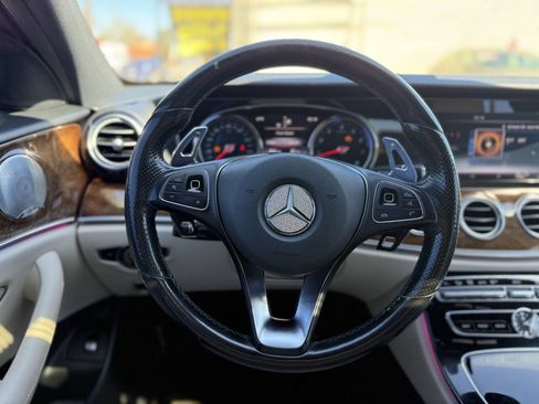 Used 2017 Mercedes-Benz E 300 4MATIC image 15