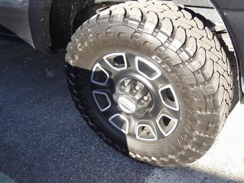 Used 2024 Ford F350 Platinum image 14