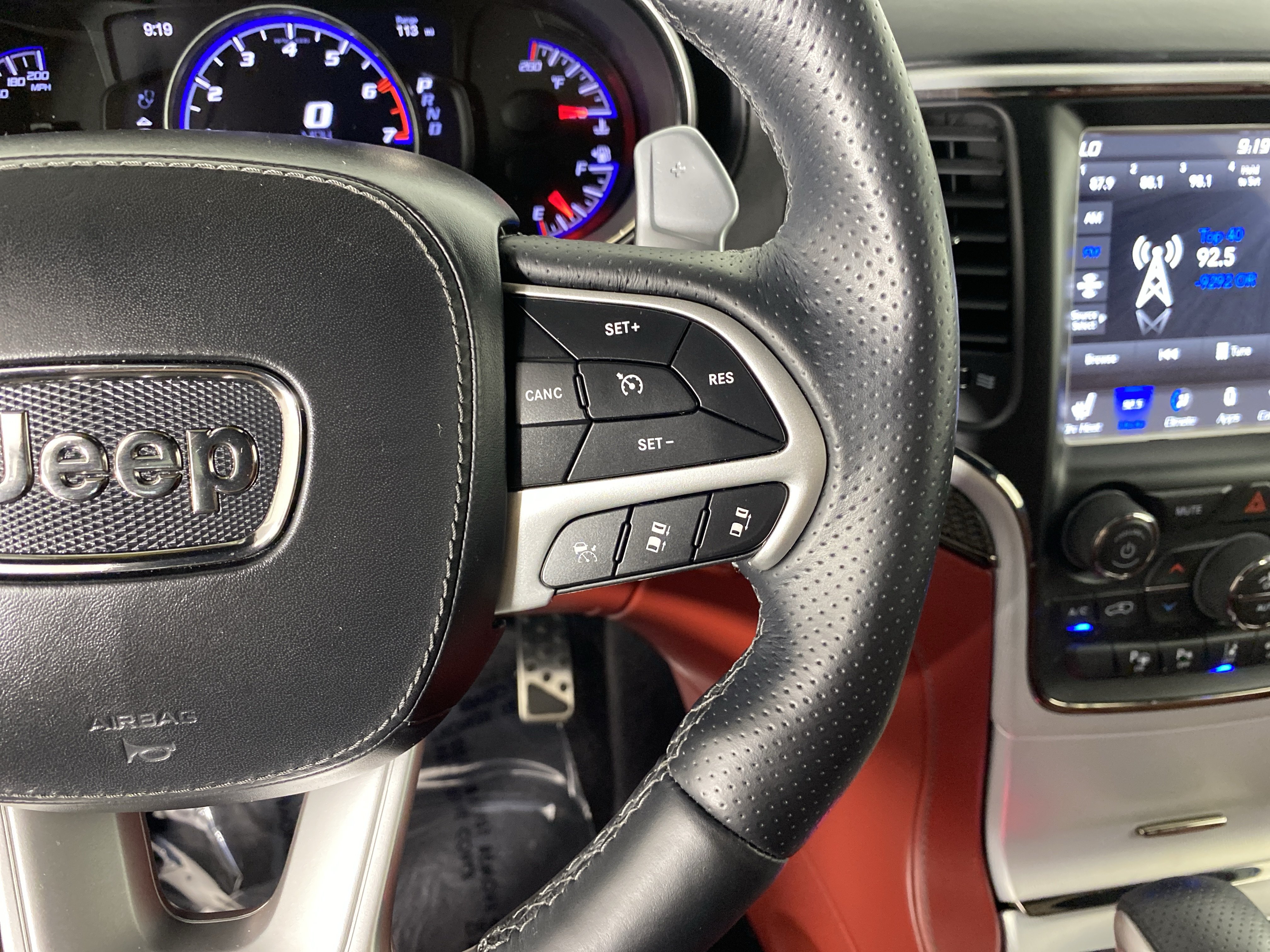 Used 2018 Jeep Grand Cherokee Trackhawk AWD/4WD image 46