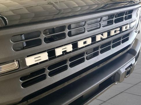 Used 2024 Ford Bronco Black Diamond AWD/4WD image 29