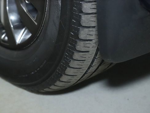 Used 2017 Nissan Titan Platinum Reserve image 33