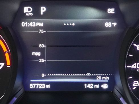 Used 2019 Alfa Romeo Stelvio Ti w/ TI Performance Package image 17