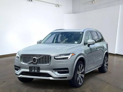 Used 2025 Volvo XC90 T8 Plus w/ Protection Package Premier