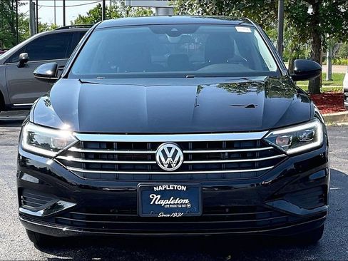 Used 2019 Volkswagen Jetta SEL FWD image 2