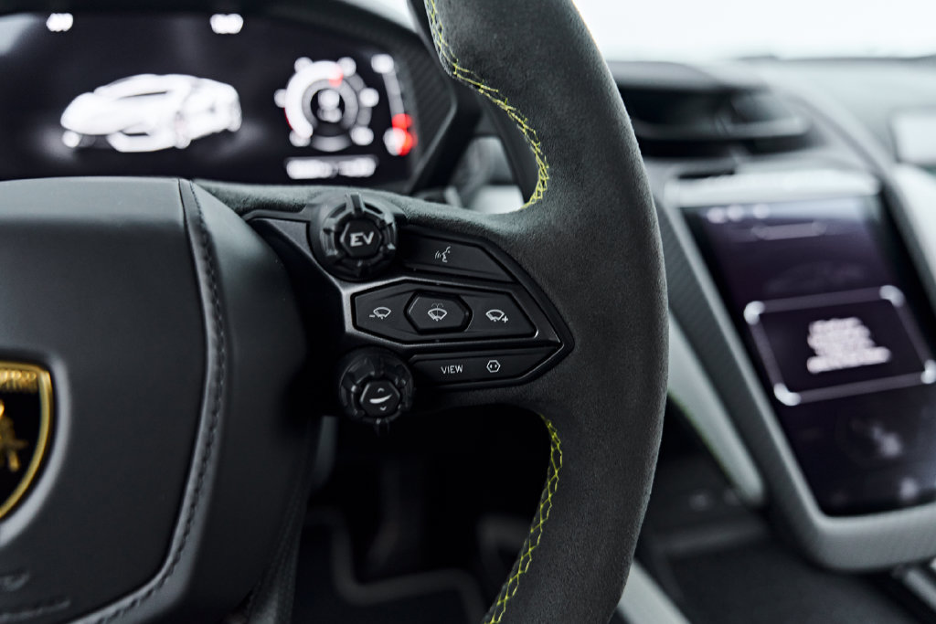 Used 2024 Lamborghini Revuelto AWD/4WD image 53