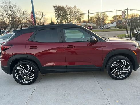 Used 2025 Chevrolet TrailBlazer RS w/ Convenience Package image 8