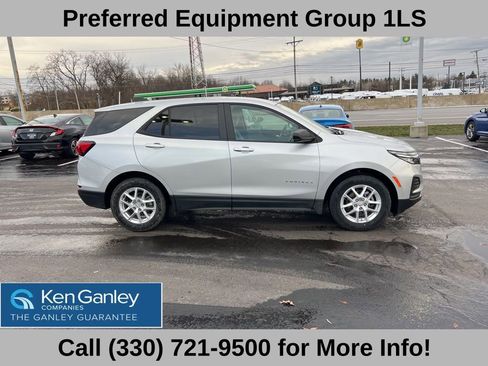 Used 2022 Chevrolet Equinox LS w/ LS Convenience Package image 7