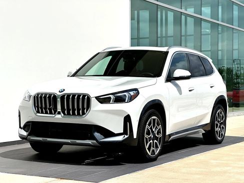 New 2026 BMW X1 xDrive28i w/ Technology Package AWD/4WD image 9