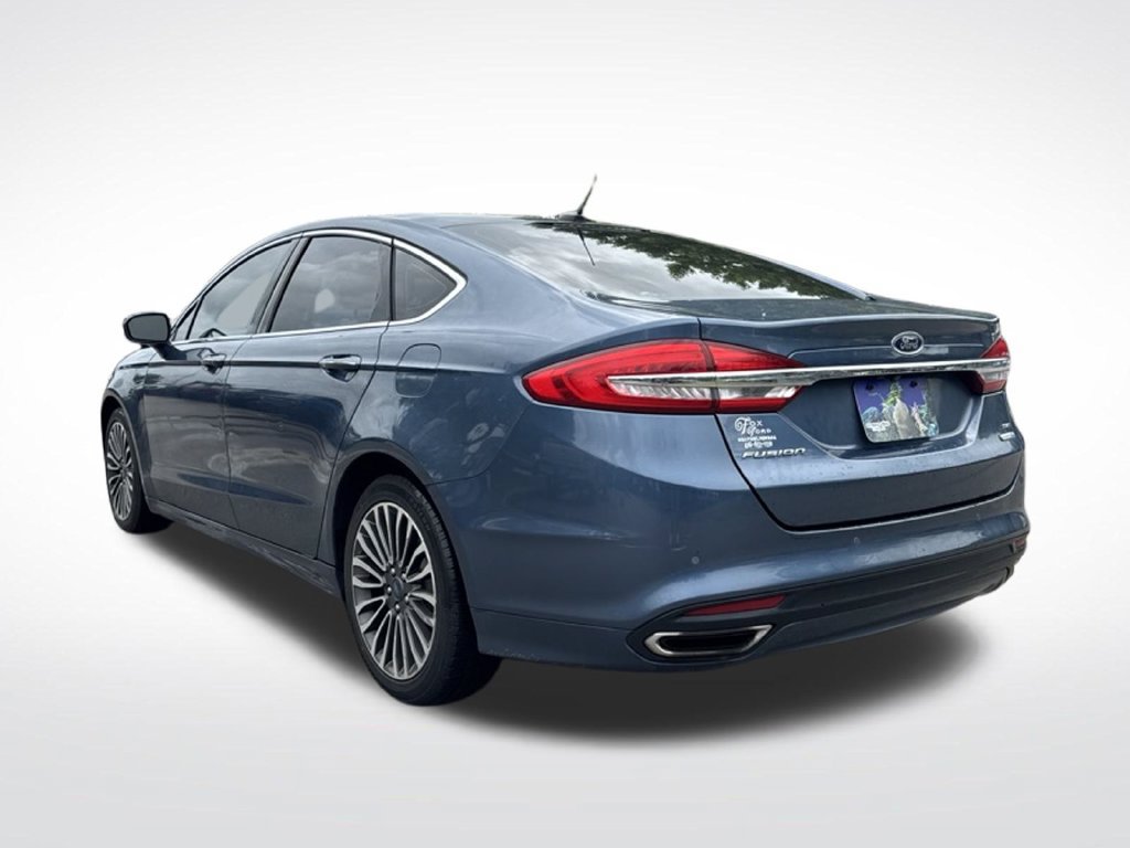Used 2018 Ford Fusion SE w/ Fusion SE Technology Package AWD/4WD image 6