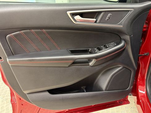 Certified 2020 Ford Edge ST-Line FWD image 12