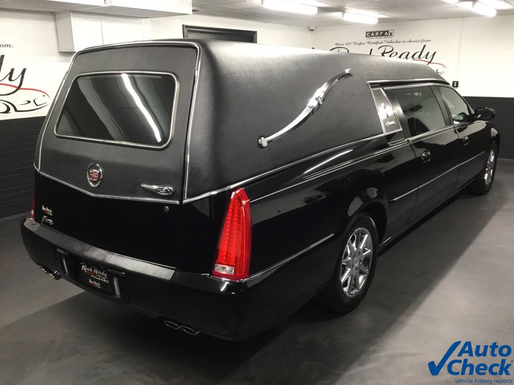 Used 2011 Cadillac DTS Limousine FWD image 11