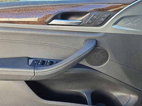 Used 2019 BMW X3 xDrive30i w/ Premium Package image 13