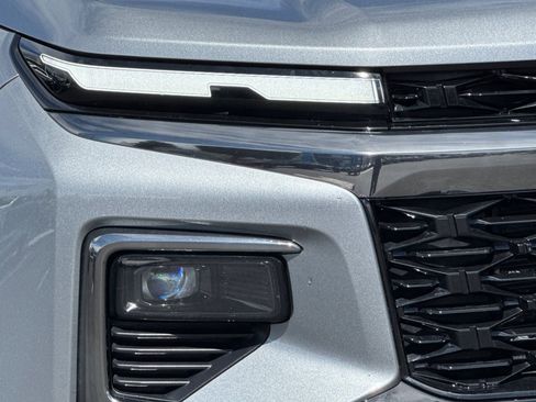 Used 2025 Chevrolet Traverse Z71 image 42