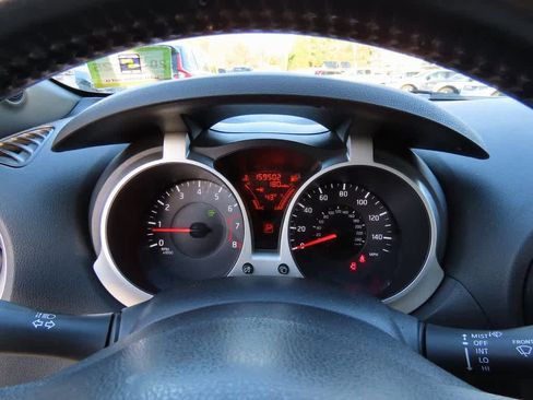 Used 2012 Nissan Juke SV image 23