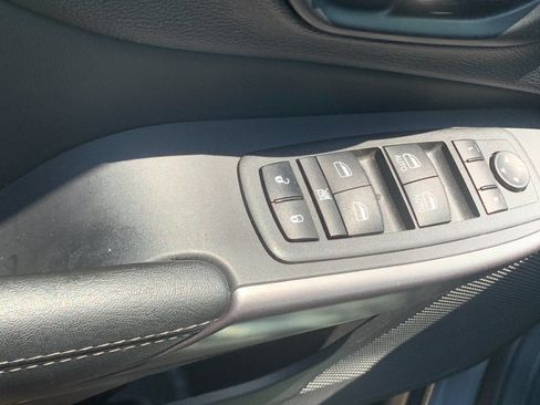Used 2022 Jeep Cherokee Latitude Lux FWD image 14