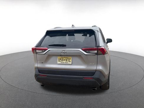 Used 2025 Toyota RAV4 XLE image 15