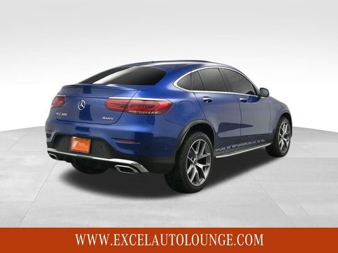 Used 2022 Mercedes-Benz GLC 300 4MATIC Coupe image 6