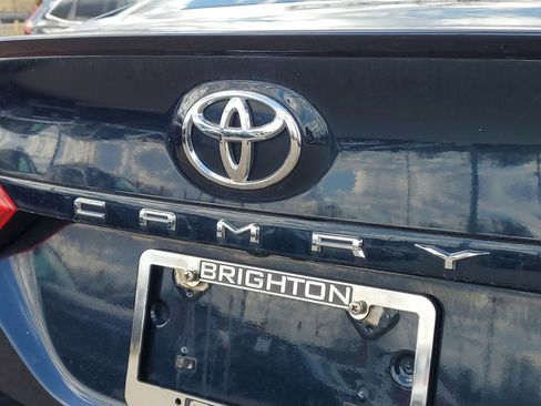 Used 2019 Toyota Camry SE image 6