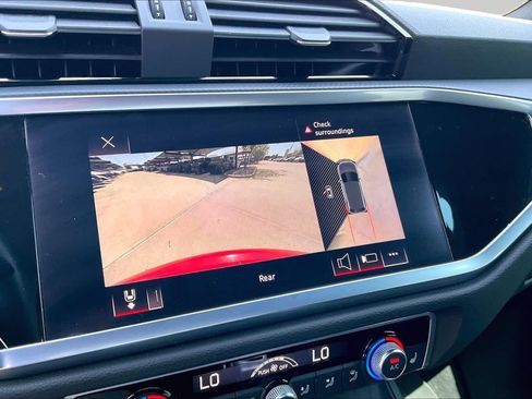 Used 2022 Audi Q3 2.0T Premium Plus AWD/4WD image 27