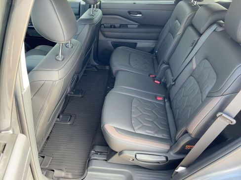 New 2026 Nissan Pathfinder Platinum w/ Cargo Package FWD image 14