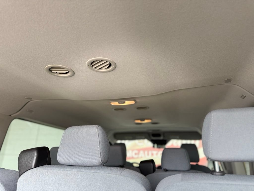 Used 2015 Ford Transit 150 XLT RWD image 30