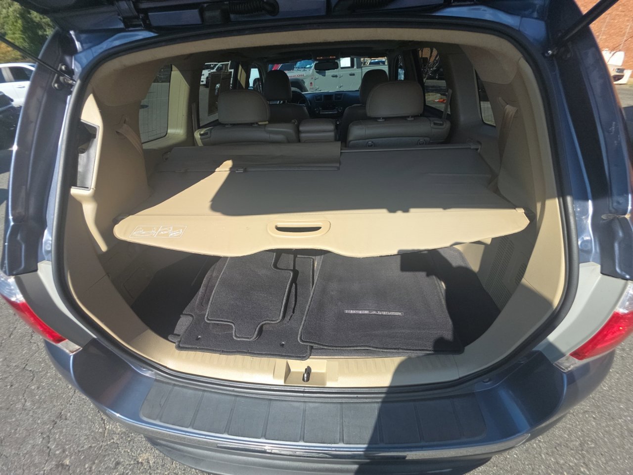 Used 2012 Toyota Highlander Limited w/ Tow Pkg AWD/4WD image 23