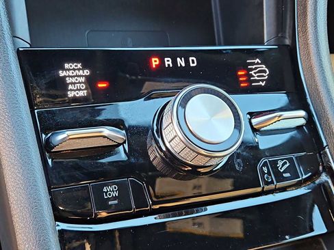 Used 2022 Jeep Grand Cherokee Summit w/ Advanced Protech Group IV image 34