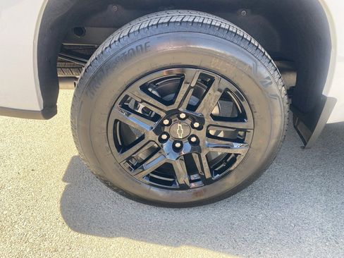 New 2025 Chevrolet Silverado 1500 RST w/ Dark Appearance Package image 5