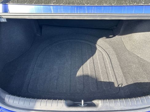 Used 2023 Hyundai Elantra SEL w/ Convenience Package image 30